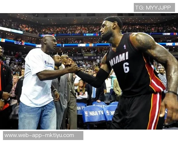 阿里纳斯：詹姆斯若再夺两冠仍难超越乔丹需同时获得FMVP才能改变局面